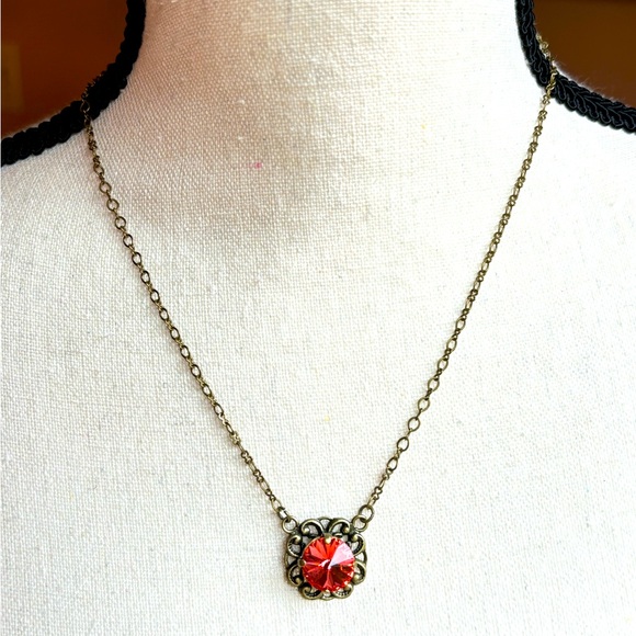 Sabika Inspired Necklace - NWT - Picture 3 of 6